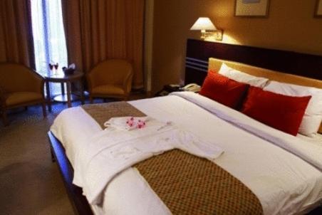 Tiara Medan Hotel & Convention Center Dış mekan fotoğraf